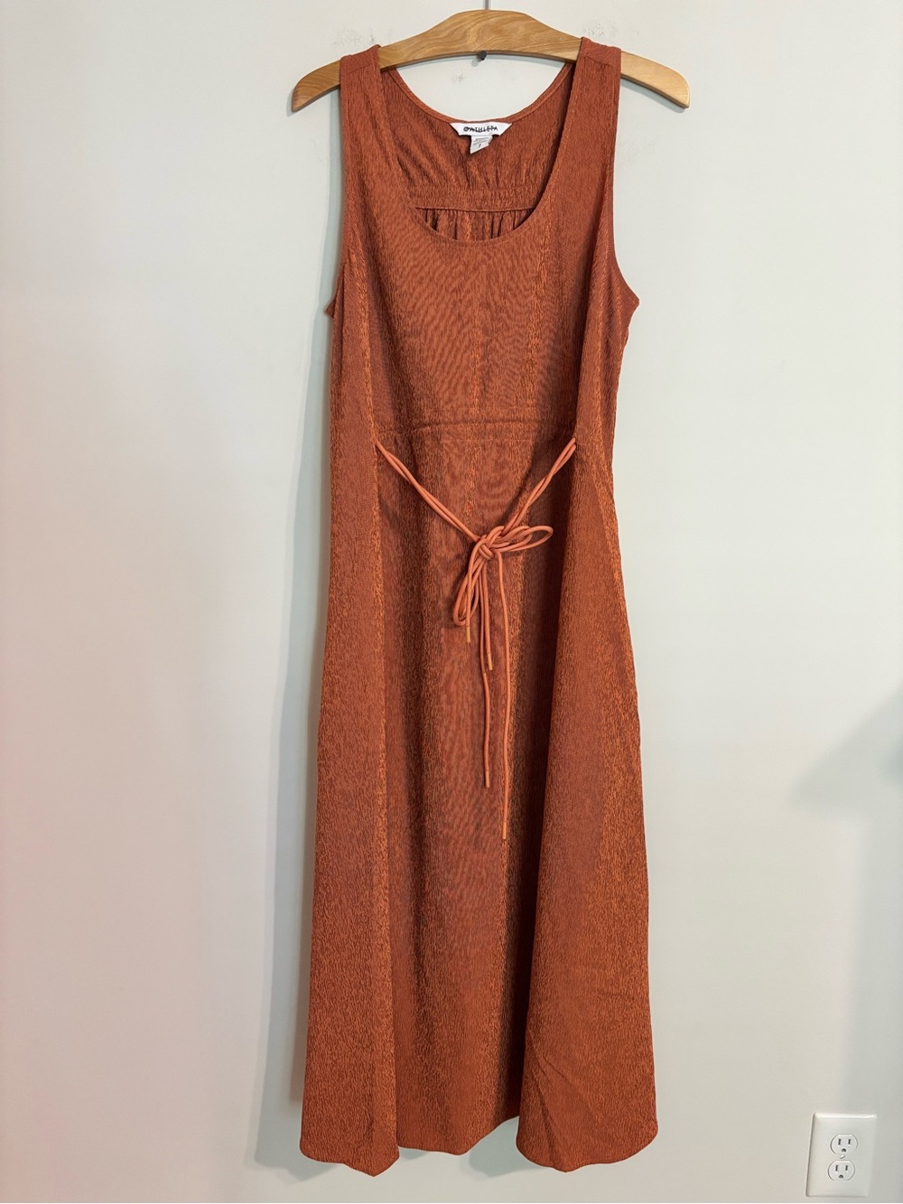 Athleta Echo Sleeveless Midi Dress